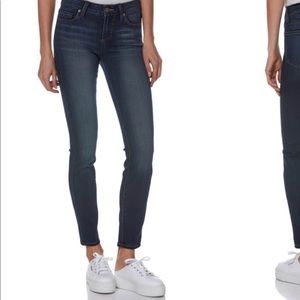 Paige Verdugo ankle skinny jeans, size 30.
